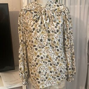 Balloon sleeve printed blouse GWP